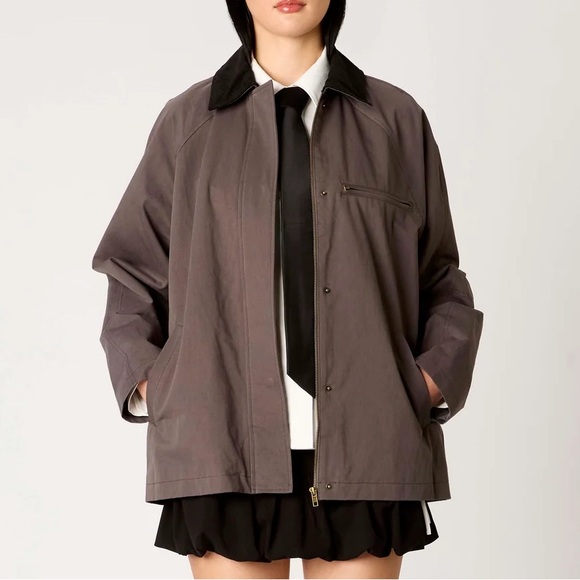 NIA Galilea Jacket in Charcoal with Black Collar - Picture 4 of 5